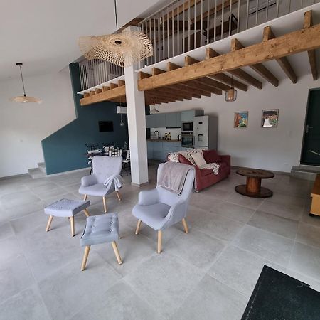 Maison A St Mitre Saint-Mitre-les-Remparts Εξωτερικό φωτογραφία